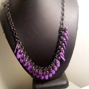 NECKLACE AND EARING MATCHING SET